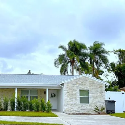 Rent this 2 bed house on 850 Canton Avenue in Winter Park, FL 32789