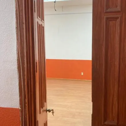 Rent this studio house on Calle Primera de Mascorro in Colonia De la Rosa, 78339 San Luis Potosí