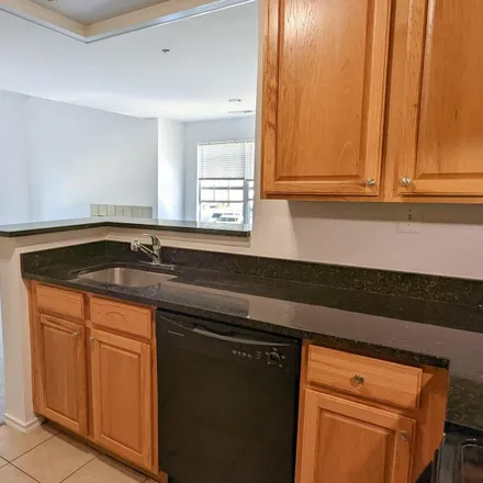 Image 4 - 18525 Boysenberry Drive, Montgomery Village, MD 20813, USA - Apartment for rent