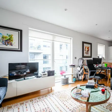 Image 3 - Rosemary Works, Branch Place, London, N1 5PW, United Kingdom - House for rent