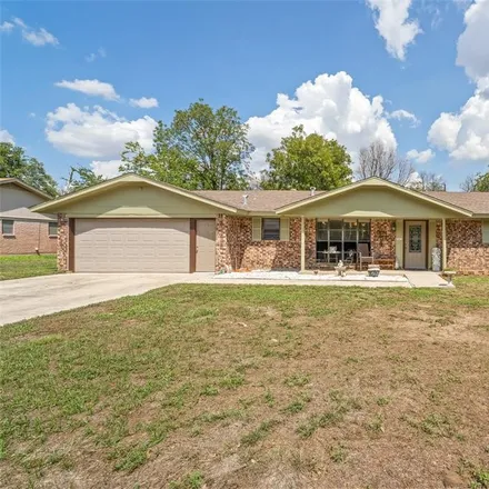 Buy this 3 bed house on 2008 7th Street in Brownwood, TX 76801