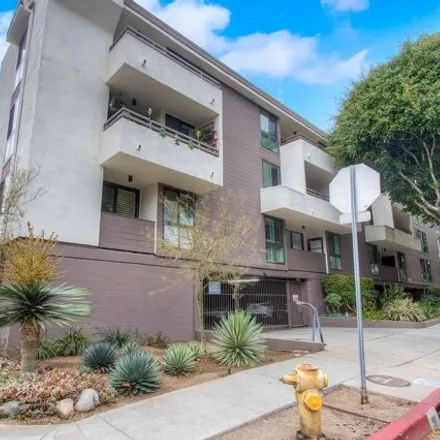 Rent this 2 bed condo on 8399 Willoughby Avenue in West Hollywood, CA 90069