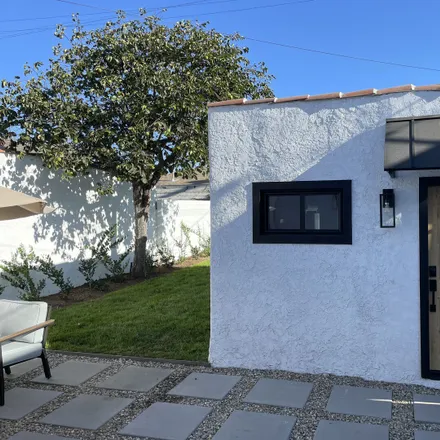 Rent this 1 bed house on 4335 West 59th Street in Los Angeles, CA 90043