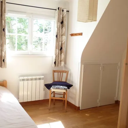 Rent this 3 bed townhouse on Plounéour-Brignogan-Plages in Finistère, France