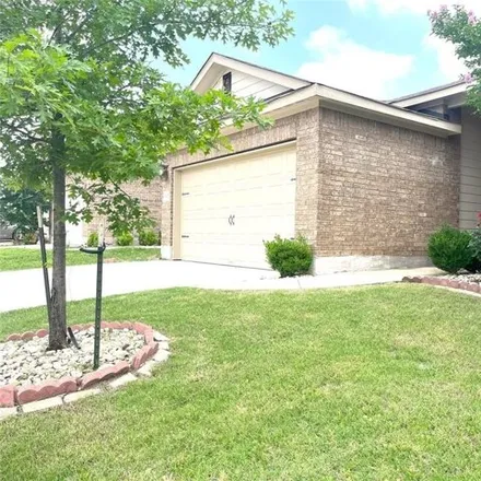 Image 2 - 14121 Fallsprings Way, Manor, TX 78653, USA - House for sale