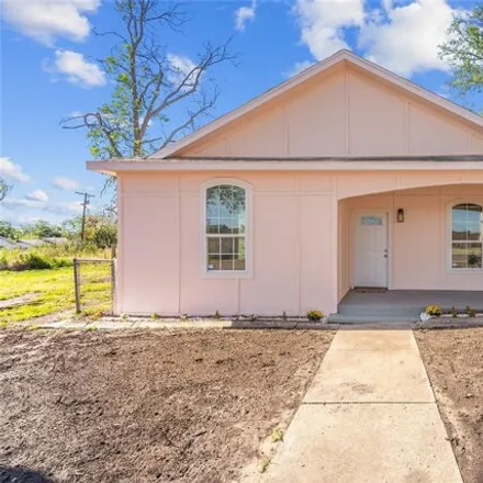 Buy this 3 bed house on 215 Pine Street in Ranger, Eastland County