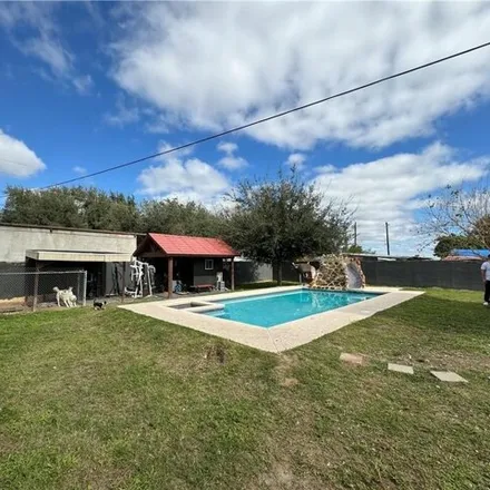 Image 7 - 6900 Combell, Basham Number 14 Colonia, Hidalgo County, TX 78573, USA - House for sale