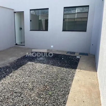 Buy this 2 bed house on unnamed road in Jardim Canaã, Uberlândia - MG