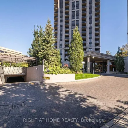 Image 3 - The Rosewood, 135 Wynford Drive, Toronto, ON M3C 1J3, Canada - Apartment for rent