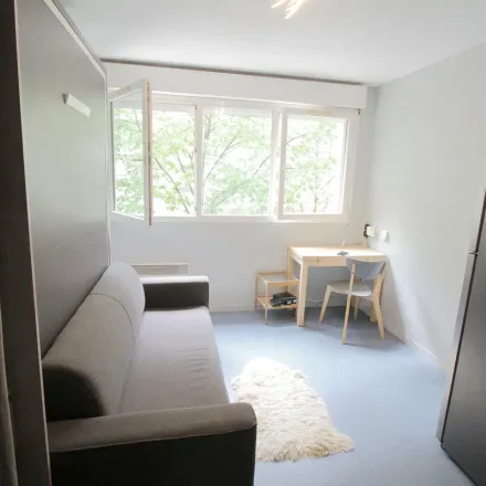 Rent this 1 bed apartment on 1 Villa De La Musique in 92400 Courbevoie, France