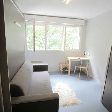 Image 1 - 1 Villa De La Musique, 92400 Courbevoie, France - Apartment for rent