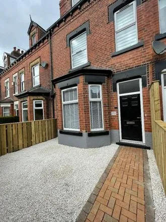 Rent this 4 bed townhouse on Back Norman Terrace in Leeds, LS8 2AL