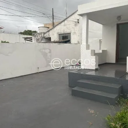Rent this 3 bed house on Rua Rio Branco in Centro, Araguari - MG