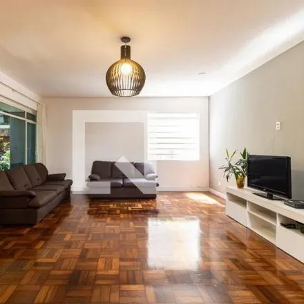 Rent this 4 bed house on Rua Rodrigo Cláudio 309 in Liberdade, São Paulo - SP