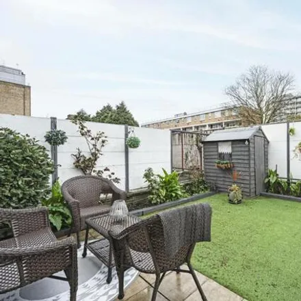 Image 5 - Bethnal Green Nature Reserve, Punderson's Gardens, London, E2 9RP, United Kingdom - Apartment for sale