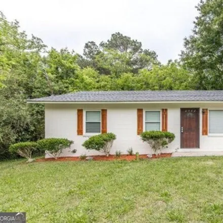 Buy this 3 bed house on 4275 Pinedale Drive in Macon, GA 31206