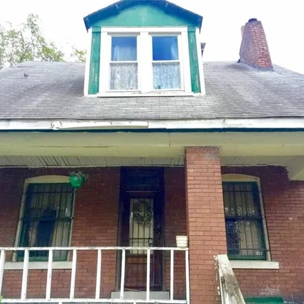 Buy this 2 bed house on 4268 Harris Avenue in St. Louis, MO 63115