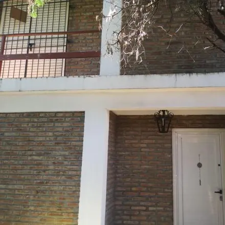 Buy this 2 bed apartment on General Acha in Quilmes Oeste, 1883 Quilmes