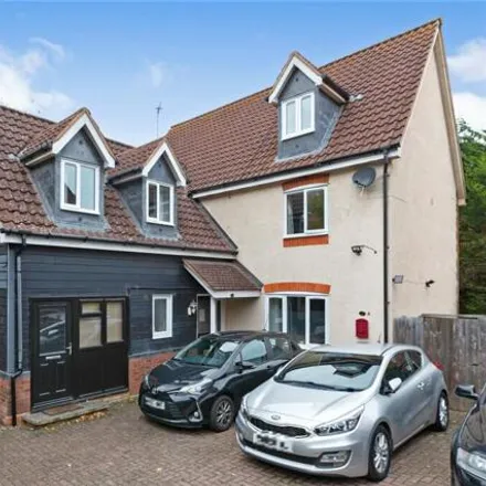 Buy this 8 bed house on Foxely Place in Milton Keynes, MK5 8BU