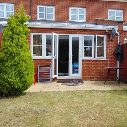 Image 3 - Darie Close, Slough, SL1 5FH, United Kingdom - Townhouse for rent