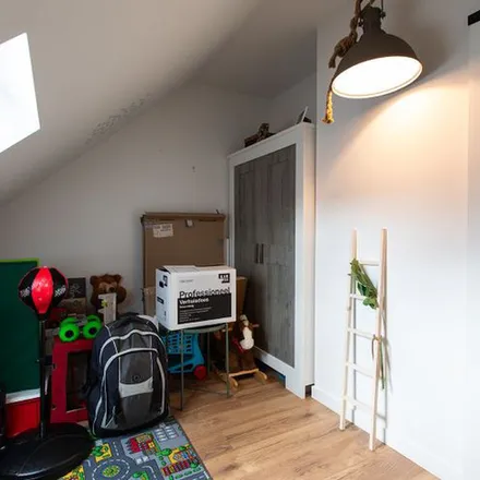 Rent this 3 bed apartment on Stationsstraat 113 in 2910 Essen, Belgium