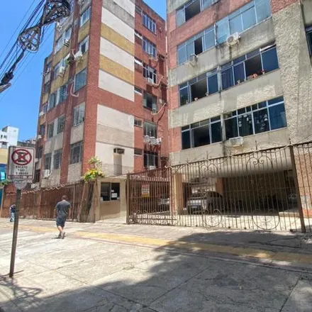 Buy this 3 bed apartment on Avenida Comandante Brás de Aguiar 857 in Nazaré, Belém - PA