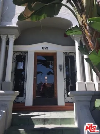 Rent this studio house on South Wilton Place in Los Angeles, CA 90005