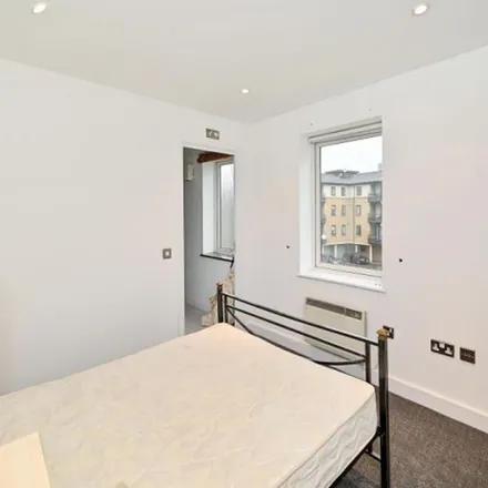 Rent this 2 bed apartment on Kintyre House in Cold Harbour, London