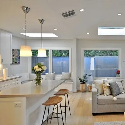 Rent this 1 bed house on Stanford Court in Santa Monica, CA 90404