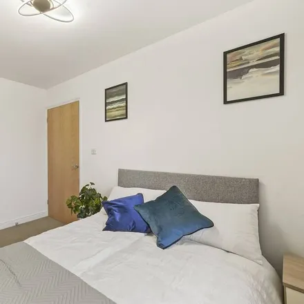 Rent this 3 bed apartment on London in SE18 5DP, United Kingdom