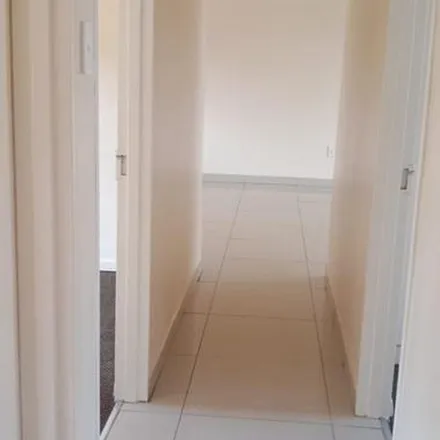 Image 3 - Chase Valley Road, Chase Valley, Pietermaritzburg, 3201, South Africa - Apartment for rent