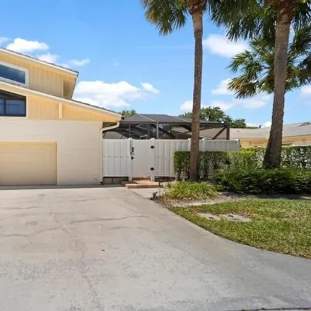 Buy this 3 bed townhouse on I 95 in Palm Beach Gardens, FL 33418