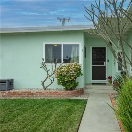 Image 3 - 9454 Muroc Street, Bellflower, CA 90706, USA - House for sale