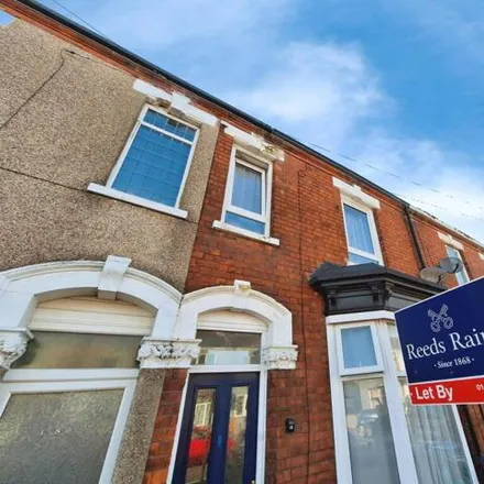 Rent this 2 bed room on 289 Weelsby Street in Grimsby, DN32 7JW