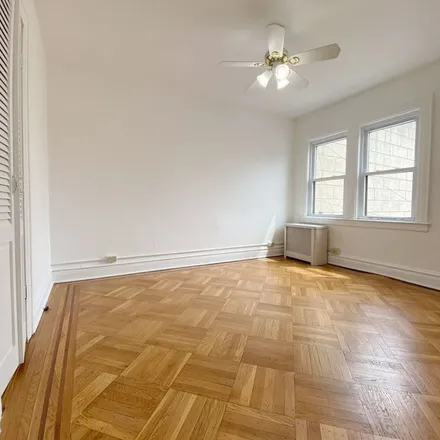 Rent this 3 bed townhouse on 85-18 67th Road in New York, NY 11374