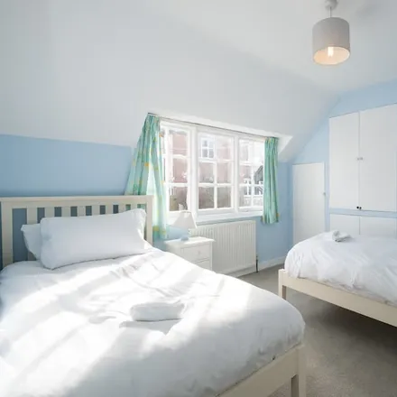 Rent this 5 bed apartment on Aldringham cum Thorpe in IP16 4ND, United Kingdom