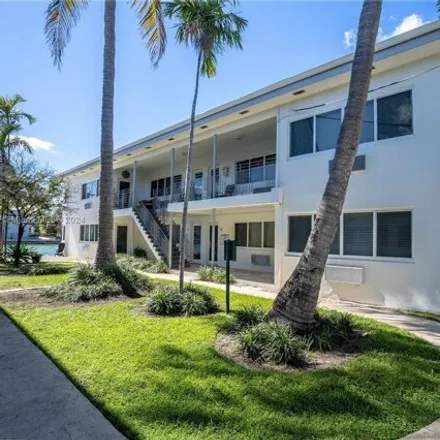 Image 3 - 8330 Byron Avenue, Miami Beach, FL 33141, USA - Apartment for rent