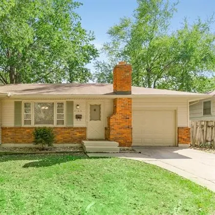 Buy this 3 bed house on 8103 East 88th Place in Kansas City, MO 64138