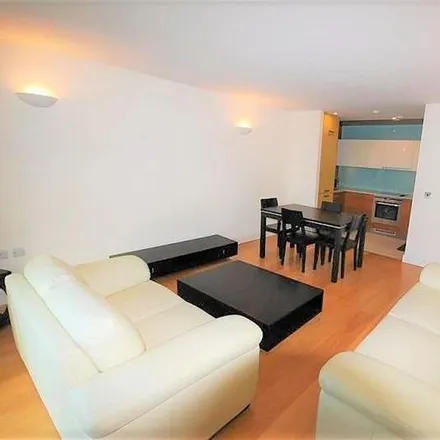 Image 3 - Gifford Street, London, N1 0GN, United Kingdom - Apartment for rent