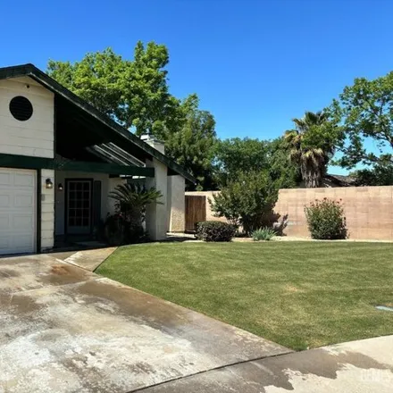 Buy this 3 bed house on 9100 Lacroix Court in Bakersfield, CA 93311