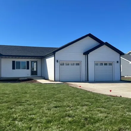 Buy this 3 bed house on Fairview Drive in Walworth, Walworth County