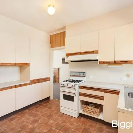 Rent this 3 bed apartment on Perth Avenue Coin Laundry in Perth Avenue, Albion VIC 3020