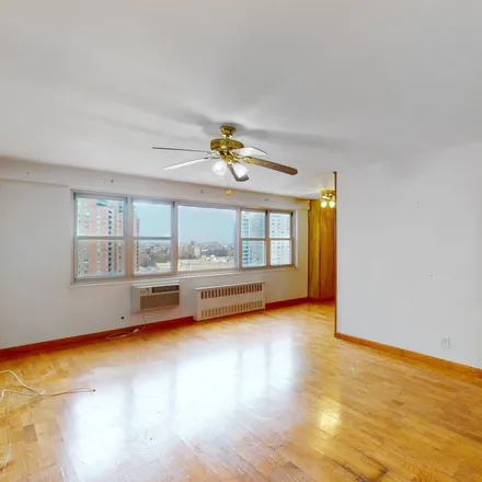 Image 4 - #15N, 448 Neptune Avenue, Coney Island, Brooklyn, New York - Apartment for sale