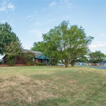 Image 7 - 757 East McKennon Road, Calera, Bryan County, OK 74730, USA - House for sale