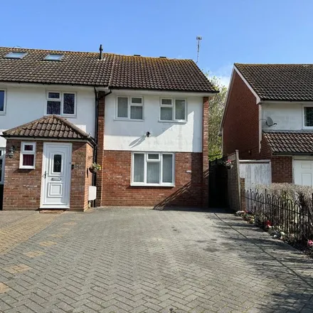 Rent this 1 bed apartment on 54A Langley Drive in Langley Green, RH11 7TE