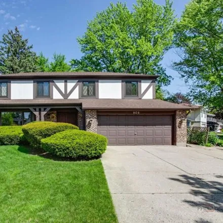 Buy this 5 bed house on 906 Mayfair Drive in Libertyville, IL 60048
