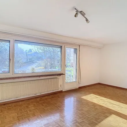Image 1 - Expert Bühler, Forchstrasse 141, 8132 Egg, Switzerland - Apartment for rent