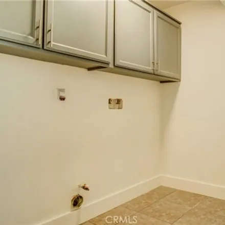 Image 9 - 348 East 101st Street, Los Angeles, CA 90003, USA - Apartment for rent