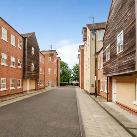 Image 2 - Brimmers Way, Fairford Leys, HP19 7HR, United Kingdom - Apartment for sale