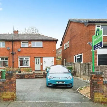 Buy this 2 bed house on Derwent Drive in Shaw, OL2 7YQ